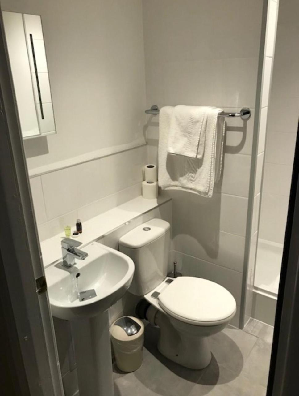 The Sitwell Arms Hotel Mosborough Ngoại thất bức ảnh